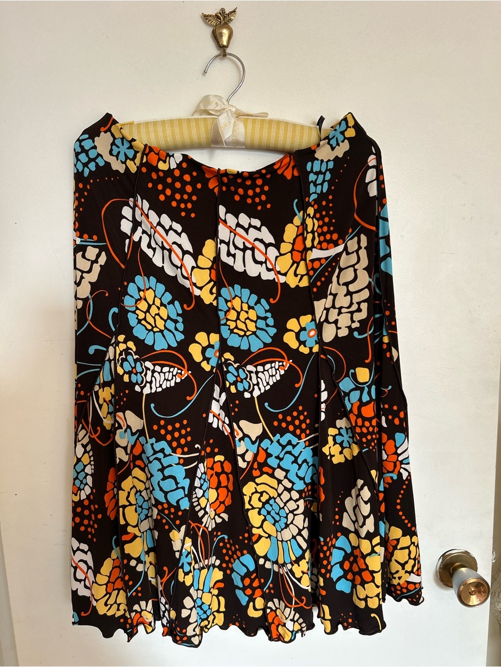 Women’s whimsical Y2K brown floral stretch skirt size medium